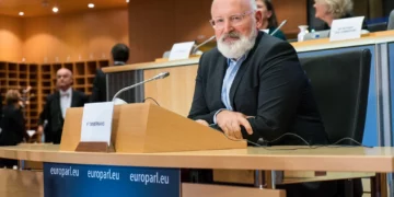 Wystąpienie Fransa Timmermansa (Holandia) - desygnowanego wiceprzewodniczącego wykonawczego - Europejski Zielony Ład, 8 października 2019 rok, aut. Parlament Europejski z Flickr