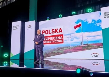 Wojciech Dąbrowski podczas konferencji prasowej o aktualizacji strategii PGE, 29 sierpnia 2023 roku, aut. PGE