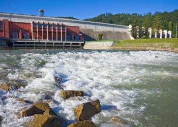 Elektrownia wodna Rożnów, aut. Tauron