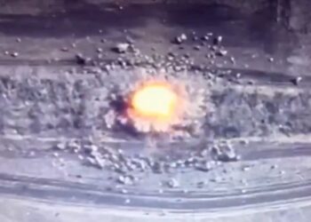 Uderzenie w system R-330Ż Żytiel