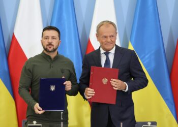 Donald Tusk i Wołodymir Zełenski podpisali porozumienie o współpracy fot.facebook.com/kancelaria.premiera