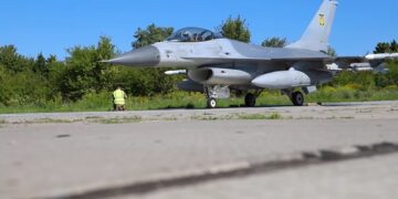 Ukraiński F-16 fot. Dowództwo SP Ukrainy